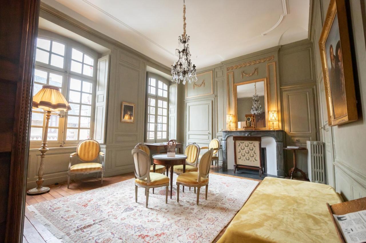L'hotel De Panette, Un Exceptionnel Chateau En Coeur De 4*